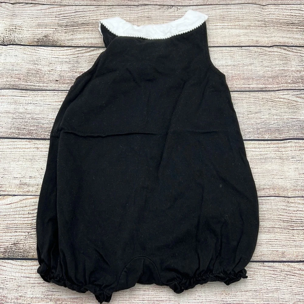 Gymboree Black and White Romper with Peach Flower Size 18 to 24 Months